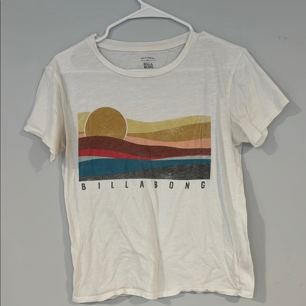 Billabong Sunset Wave Tee in Cream